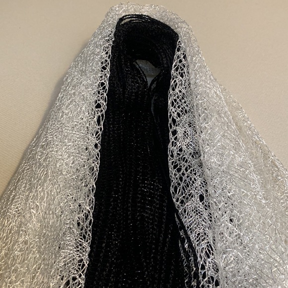 Two Elegant Scarfs Bundle NWT - Picture 2 of 9